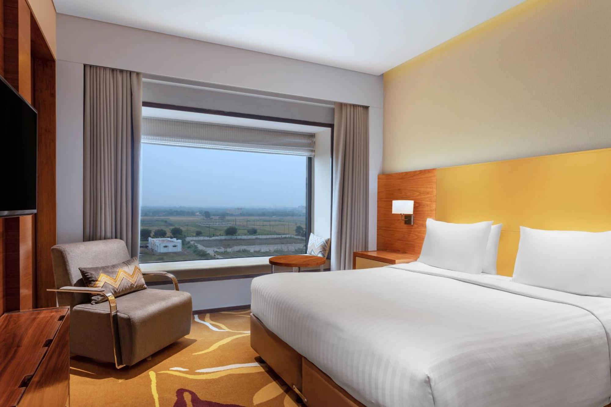 คอร์ตยาร์ด ไรยปุระ Hotel Raipur  ภายนอก รูปภาพ