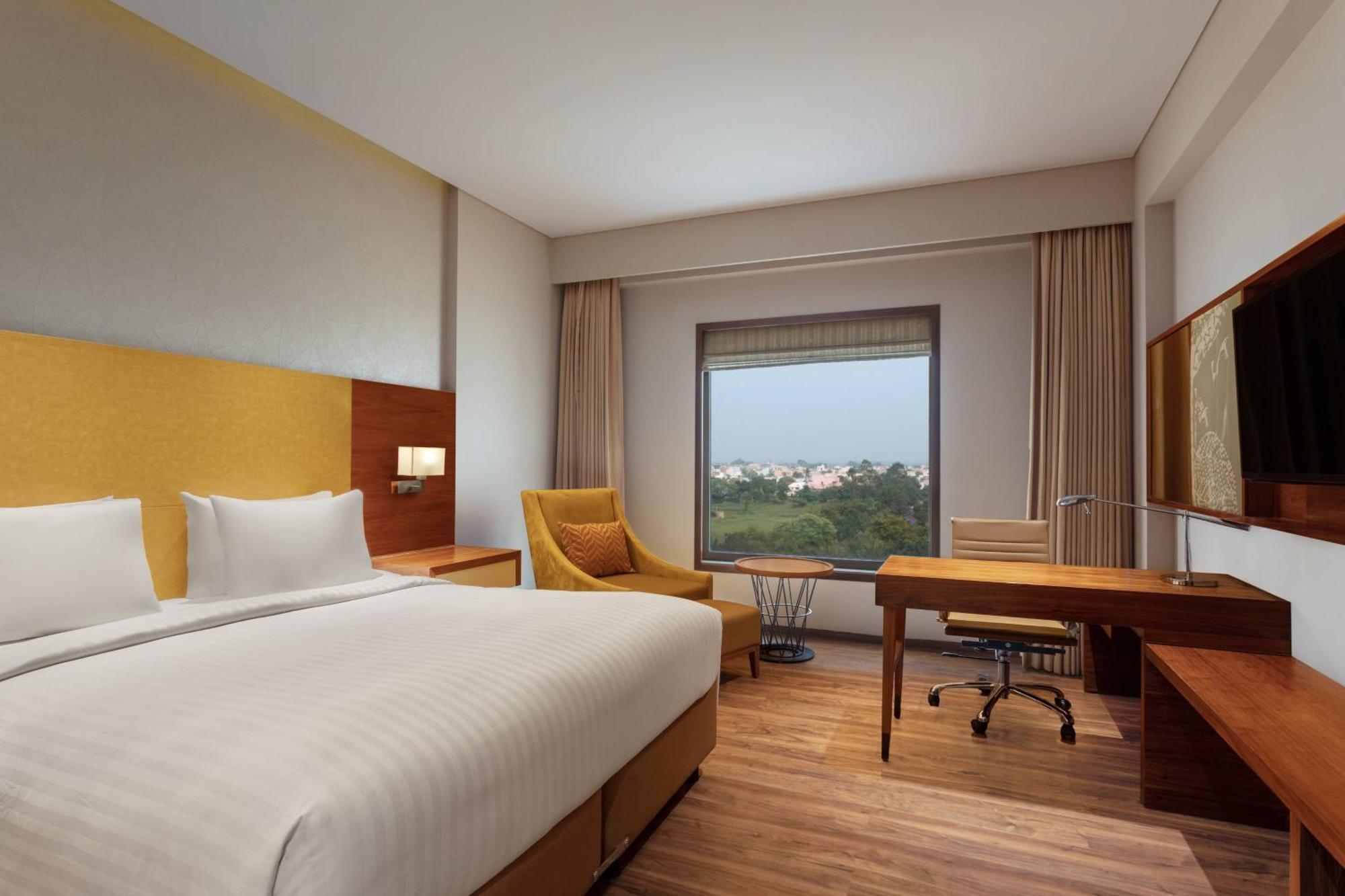 คอร์ตยาร์ด ไรยปุระ Hotel Raipur  ภายนอก รูปภาพ